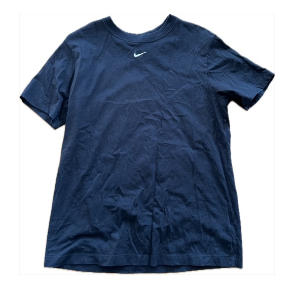 Nike tee - Picture 2 of 4